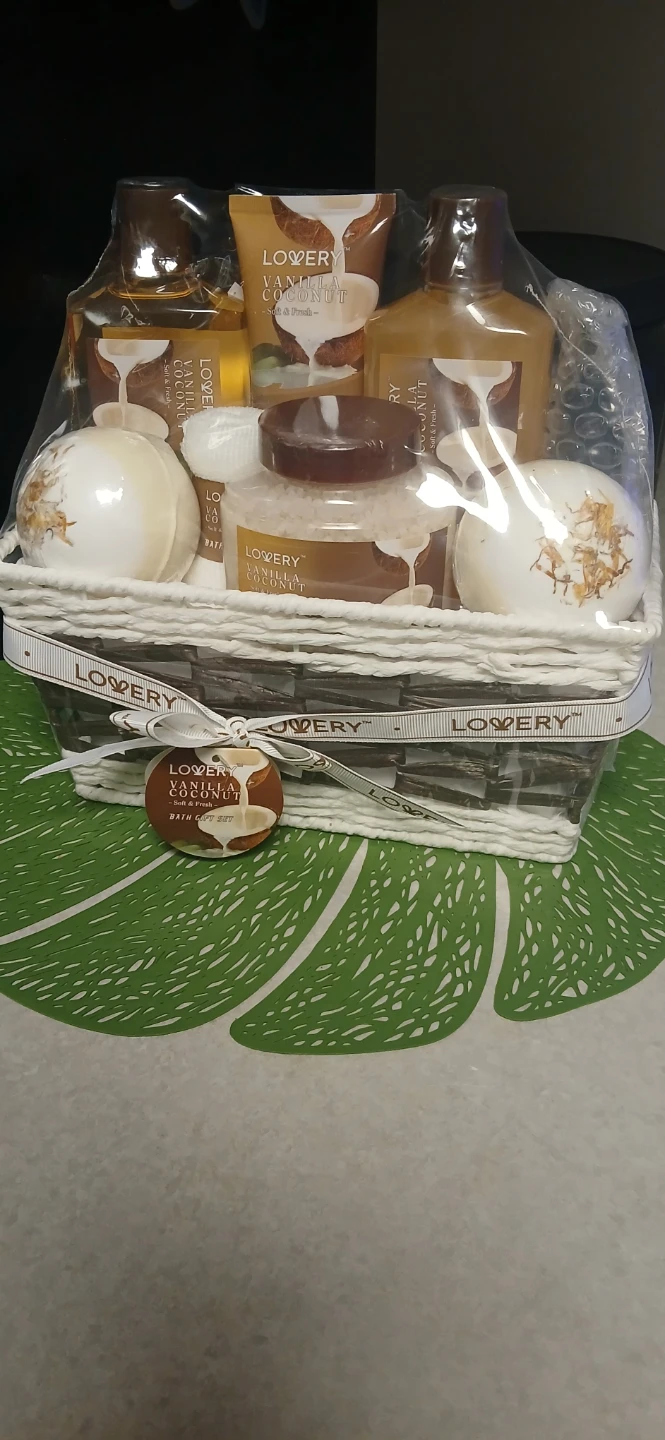 Lovery Vanilla Coconut Bath Gift Set