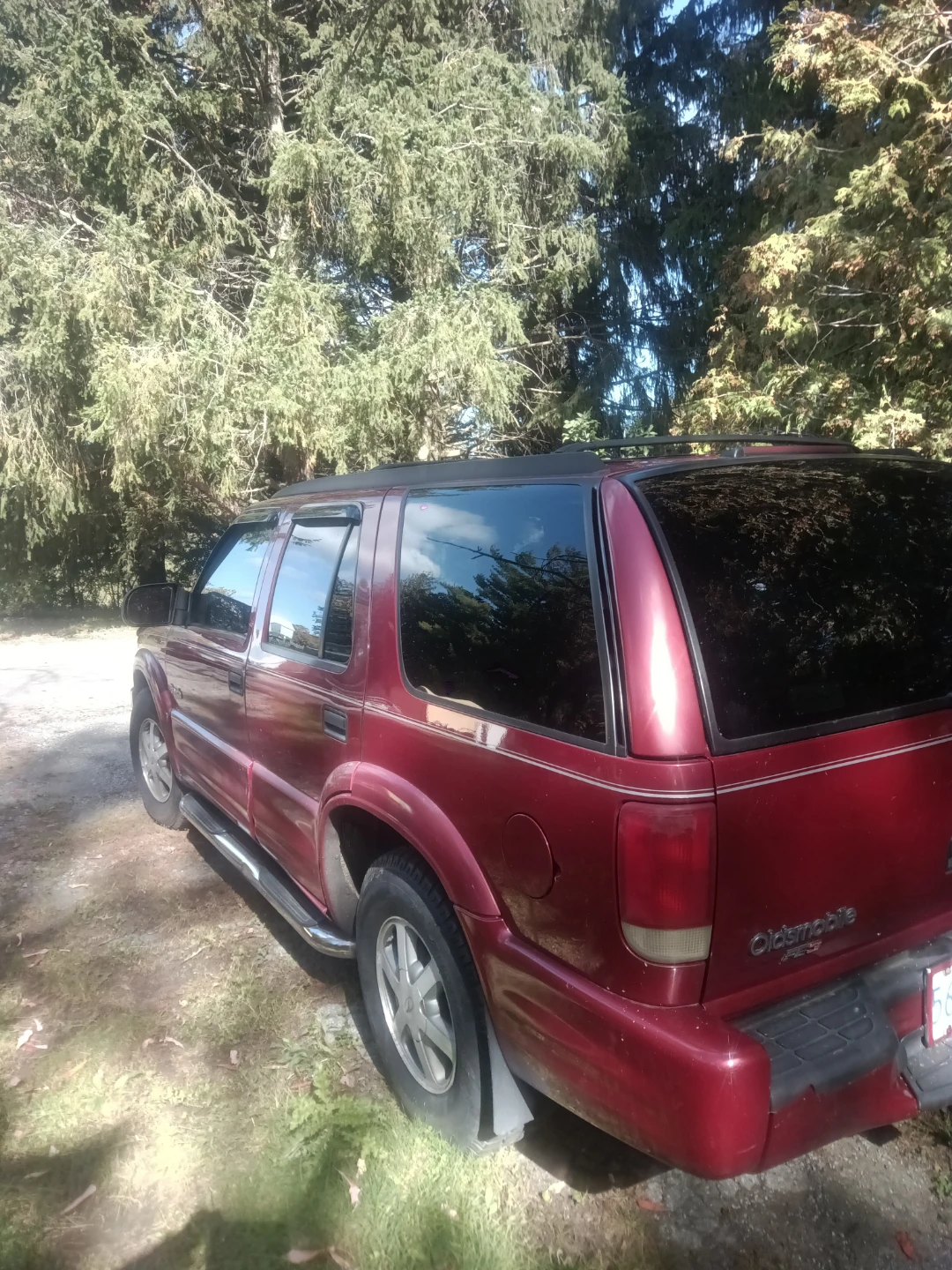 Oldsmobile Bravada SUV - photo 2