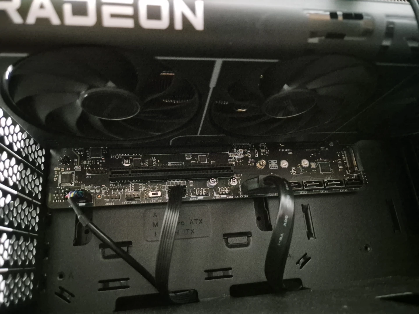 AMD PC 9060XT + Ryzen 7 5800XT - photo 2