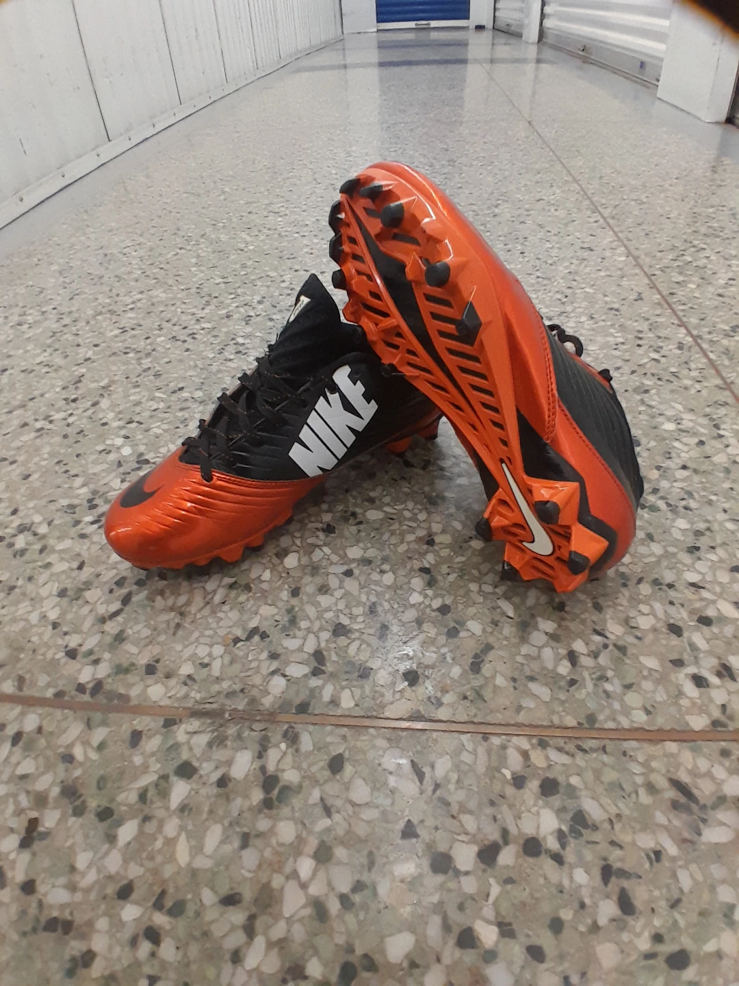 Nike Speed Football Cleats For Boys Size 6