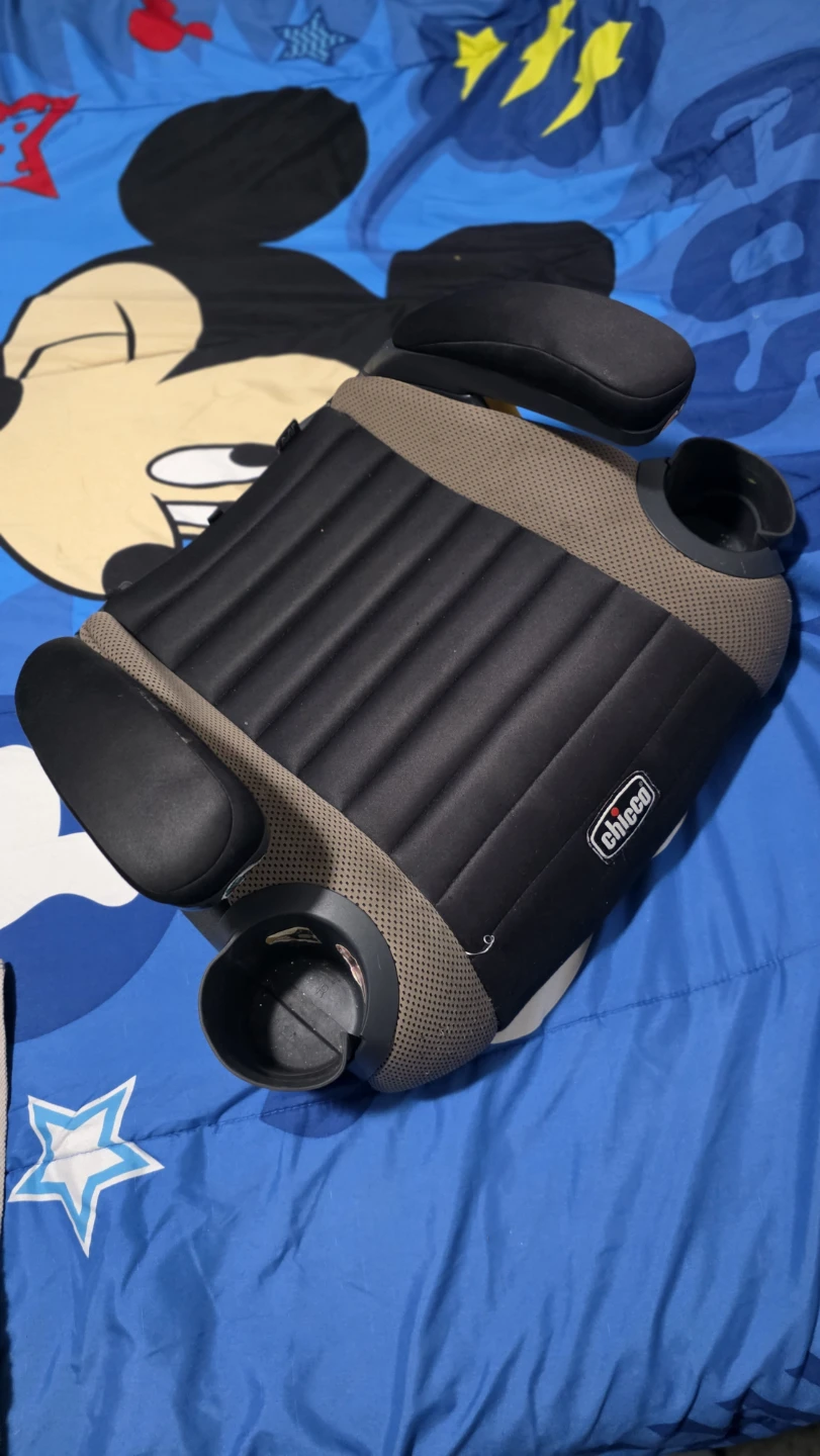 Chicco Booster Car Seat - photo 2