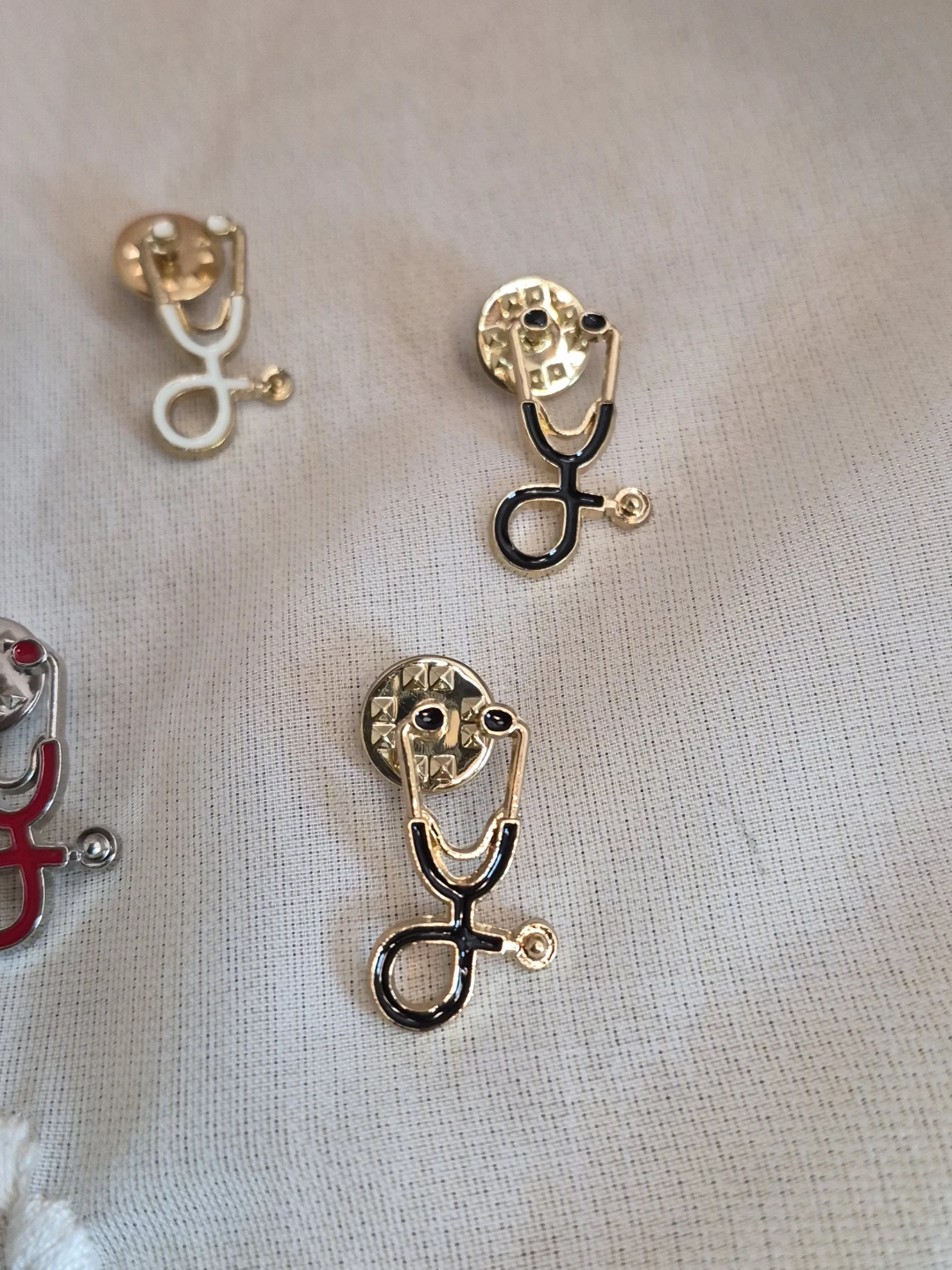 So Cute Stethoscope Pins Brand New without Tags - photo 5