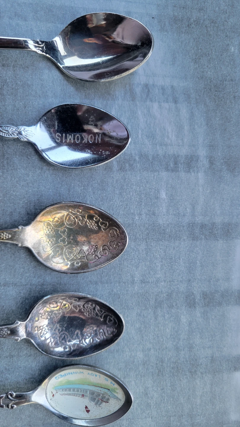 Collection of 6 Vintage Souvenir Collector Spoons - photo 2