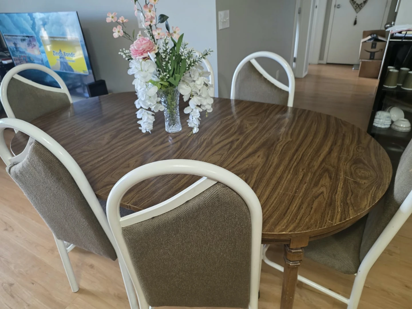 6 seater pure wood dining table - photo 2