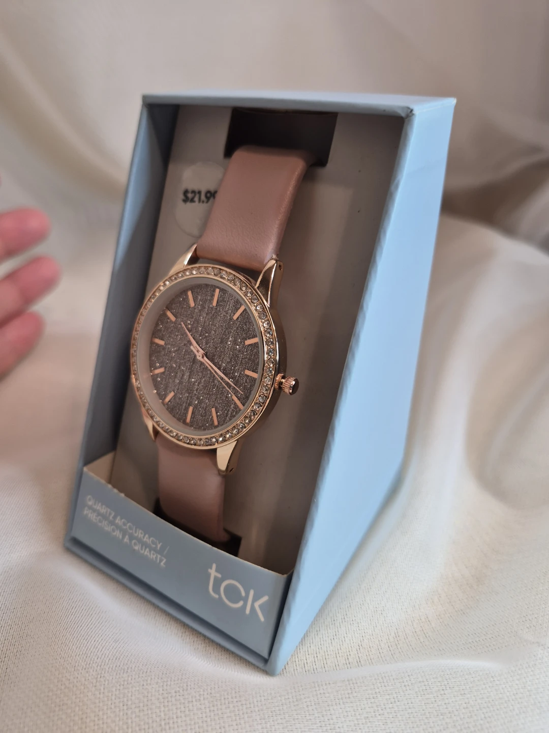 Brand New in Box with Tags tck Quartz Accuracy Ladies Watch - photo 4
