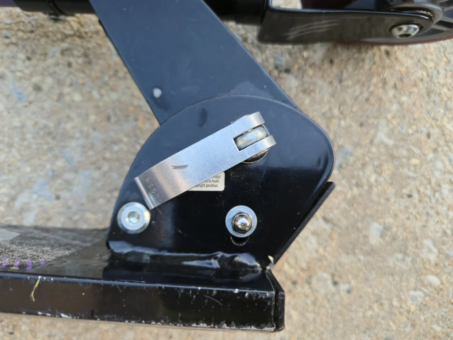 🛴 HUFFY MARVEL BLACK PANTHER FOLDING SCOOTER - photo 4