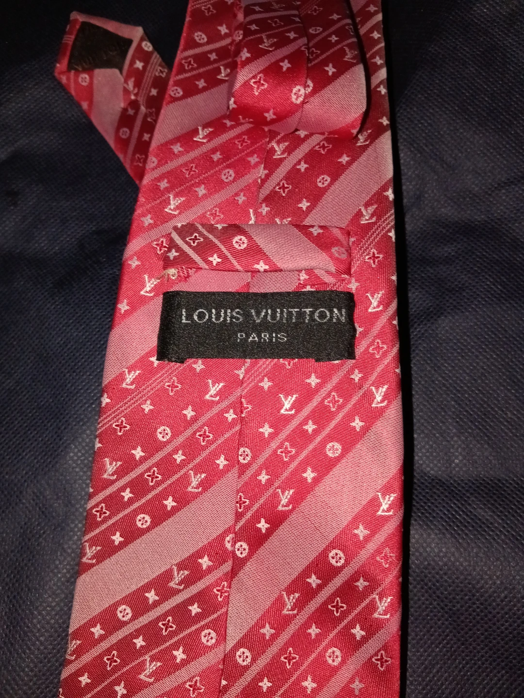 Louis Vuitton Red Monogram Silk Tie - photo 4