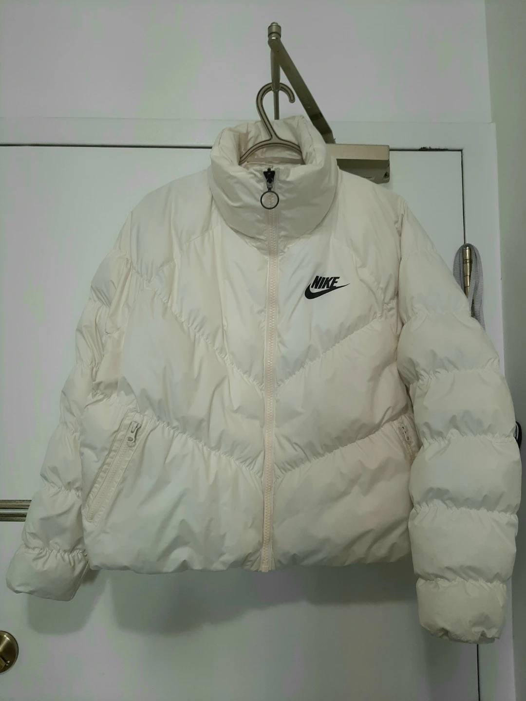 Nike Cream Puffer Jacket