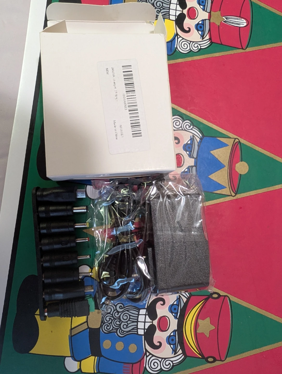 24V 1A Universal Power Adapter with 8 Tips