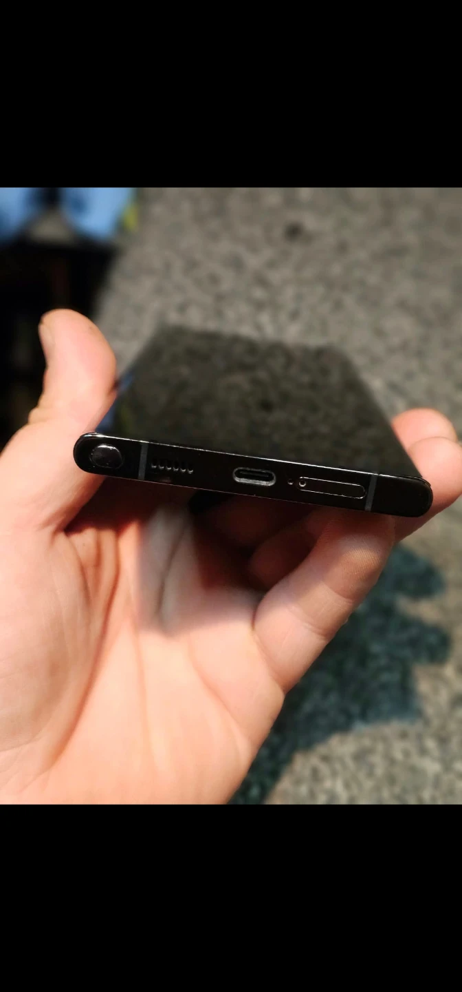 Samsung Galaxy S22 Ultra  128 G - photo 2