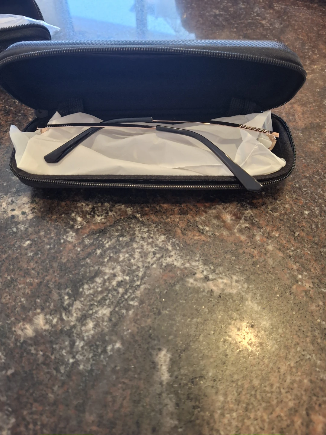 Rimless Reading Glasses with Case - photo 2
