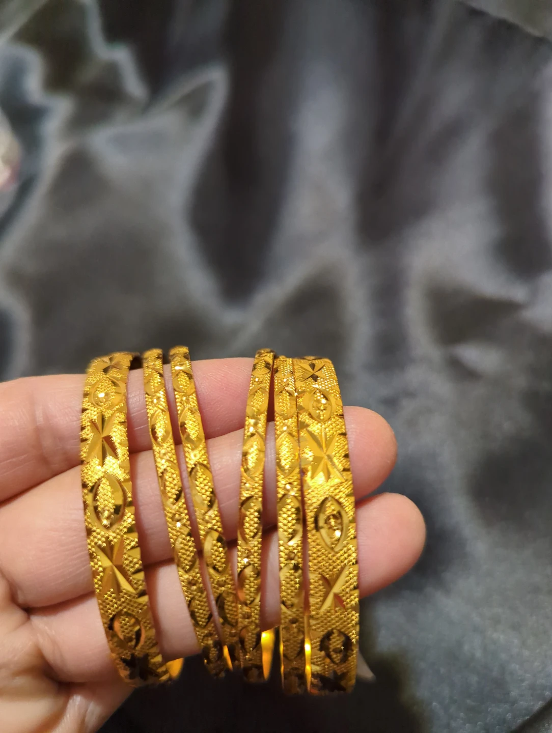 Set of 6 Gold-Tone Bangles