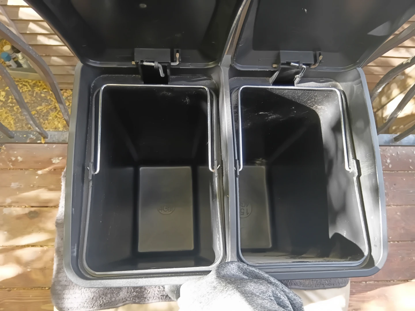 Duel Compartment Trash Can READ DESCRIPTION ON SIZE - photo 3