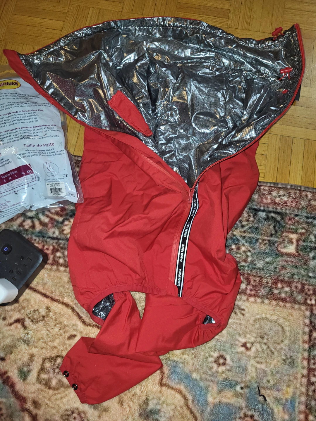 Canada Pooch Snow Suit Size 22 and Muttluks Boots Medium - photo 3
