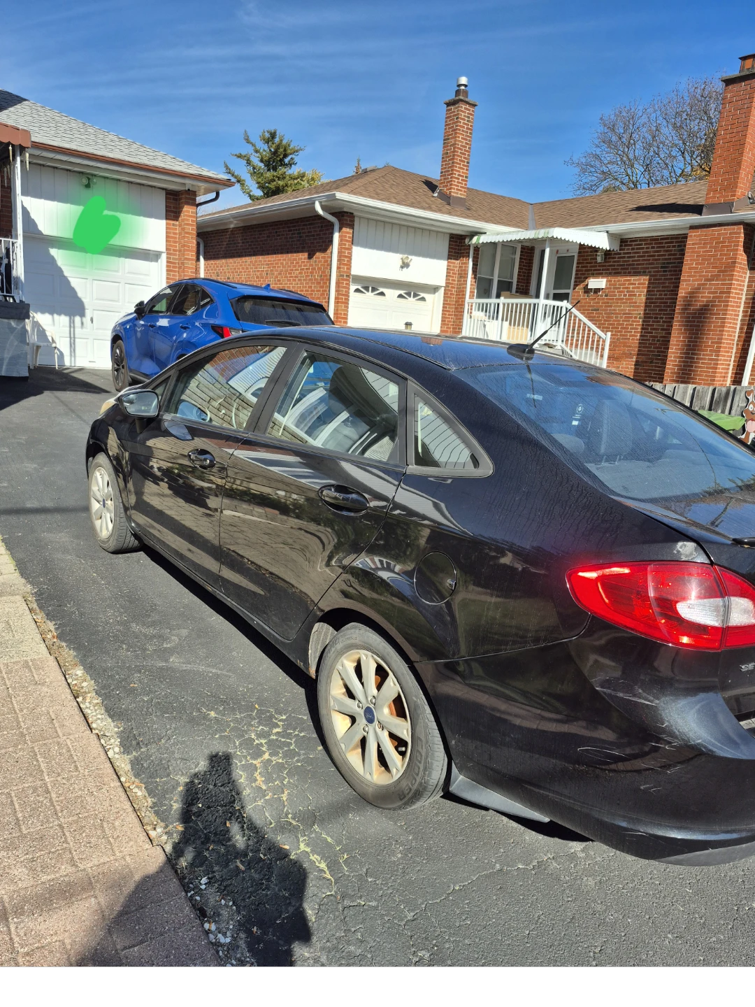 Black Ford Fiesta Hatchback - photo 3