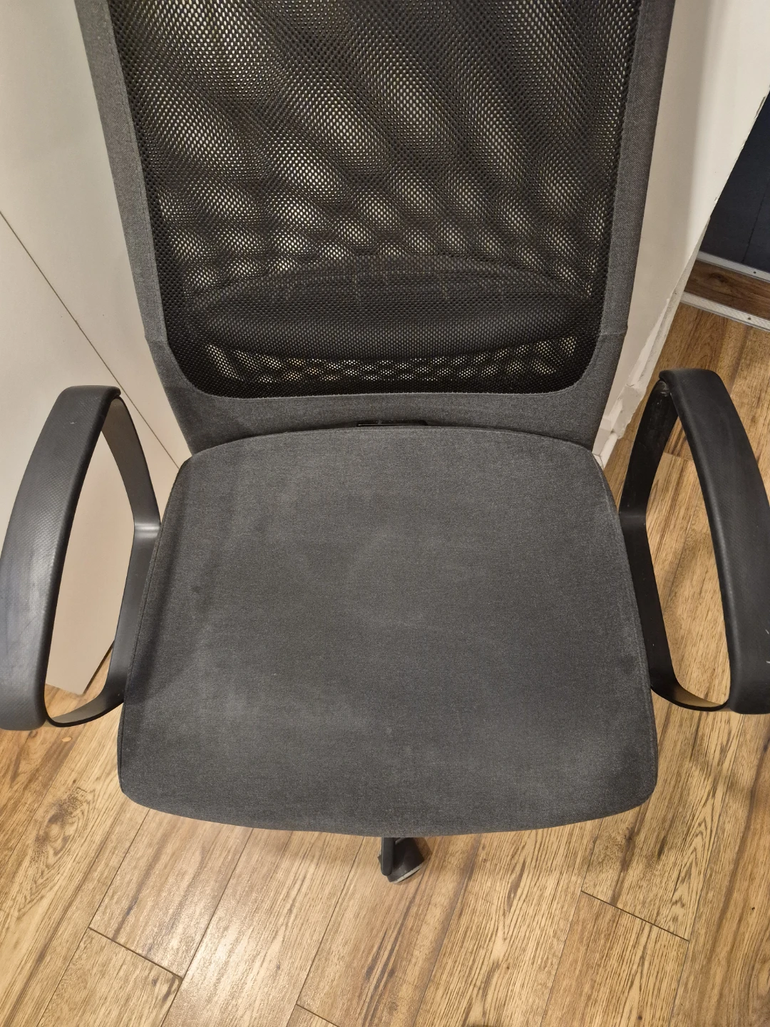 IKEA MARKUS Office Chair - Dark Gray - photo 3
