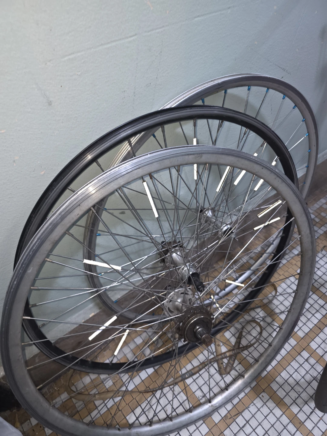 700c Bicycle Wheel Set, Mavic front wheel
