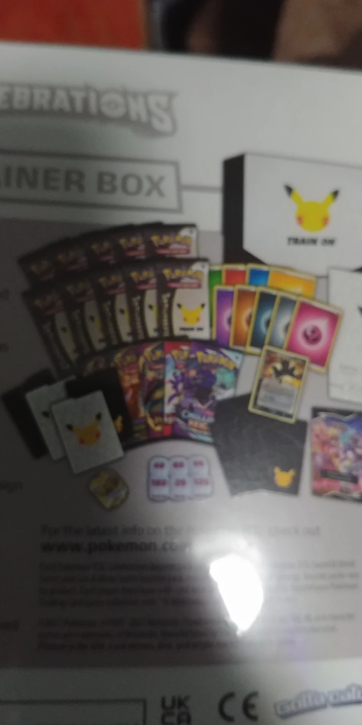 Celebrations 25th Anniversary Pokemon ETB - photo 3