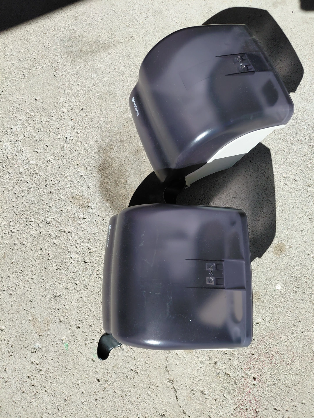 San Jamar Paper Towel Dispensers - photo 2