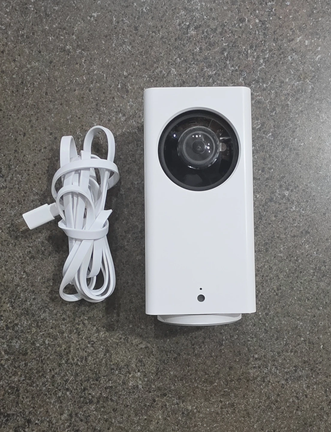 Wyze Cam Pan v2 1080p Pan/Tilt/Zoom Wi-Fi Indoor Smart Home Cam.