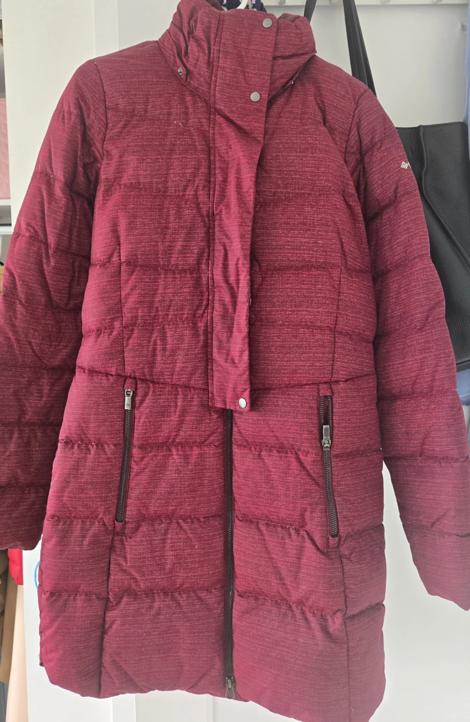Wome's  Columbia Women's Puffer Jacket-Size M.