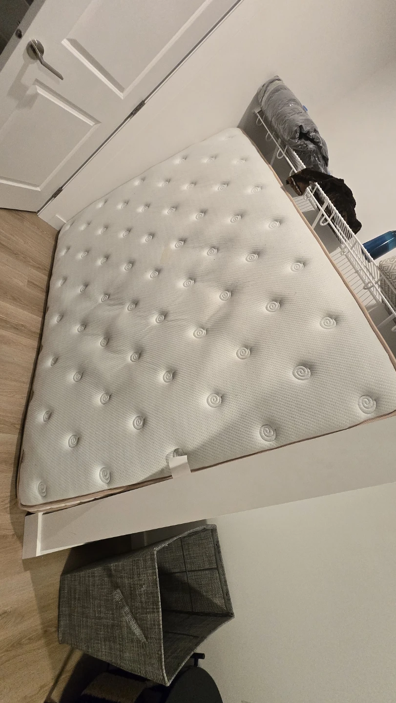 Queen size mattress
