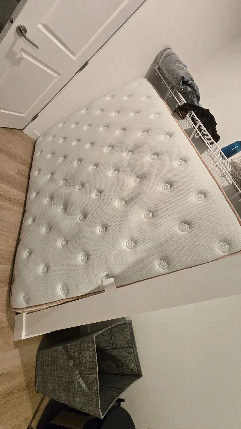 Queen size mattress