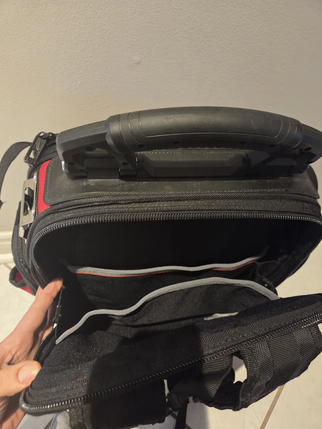 Miluakee structured backpack - photo 3