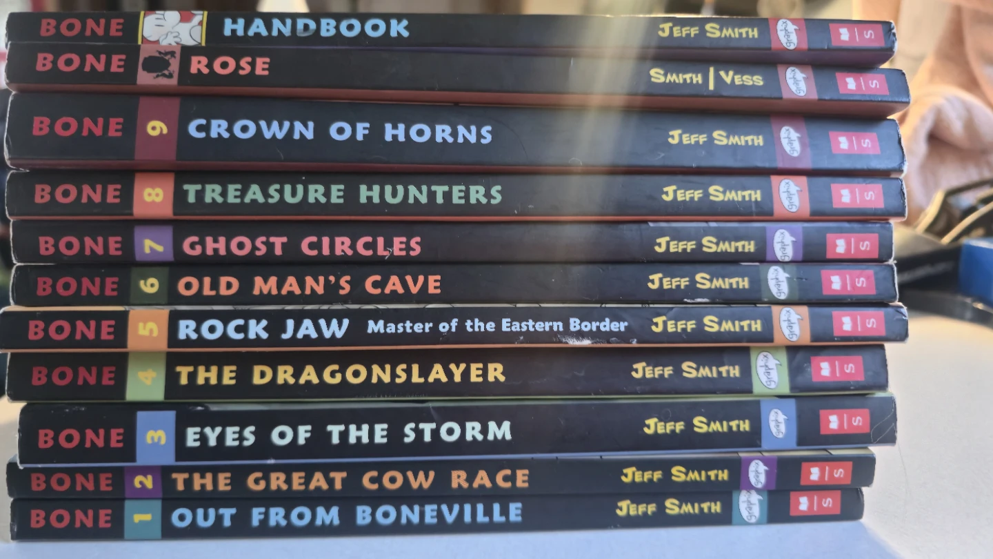 Bone Graphic Novel Collection (11 Books)