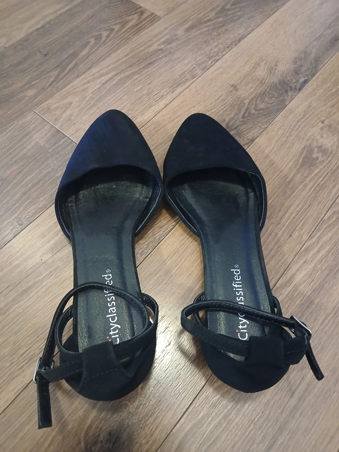 City Classified Black Ankle Strap Flats Size 7 - photo 2