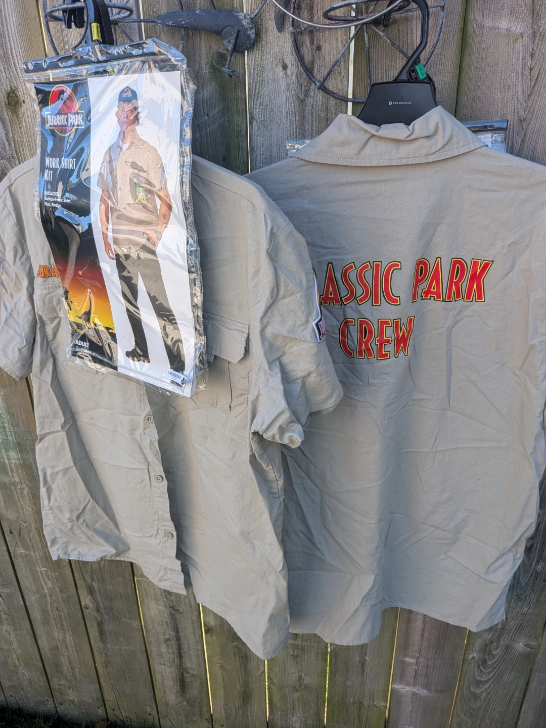 Jurassic Park  Costume Halloween - LG and MED (2 Costumes) - photo 5
