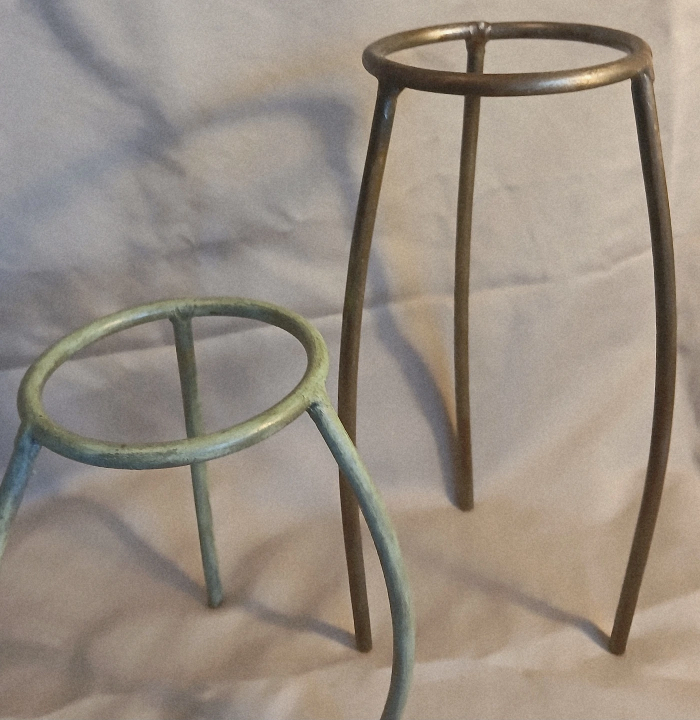Set of 3 Metal Earring Stands - photo 3