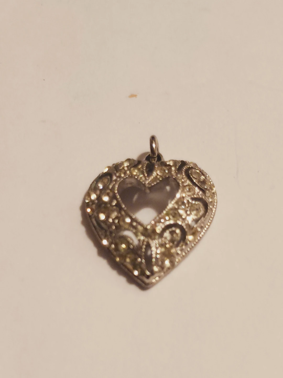 Cute Vintage Silver Heart Pendant - photo 2