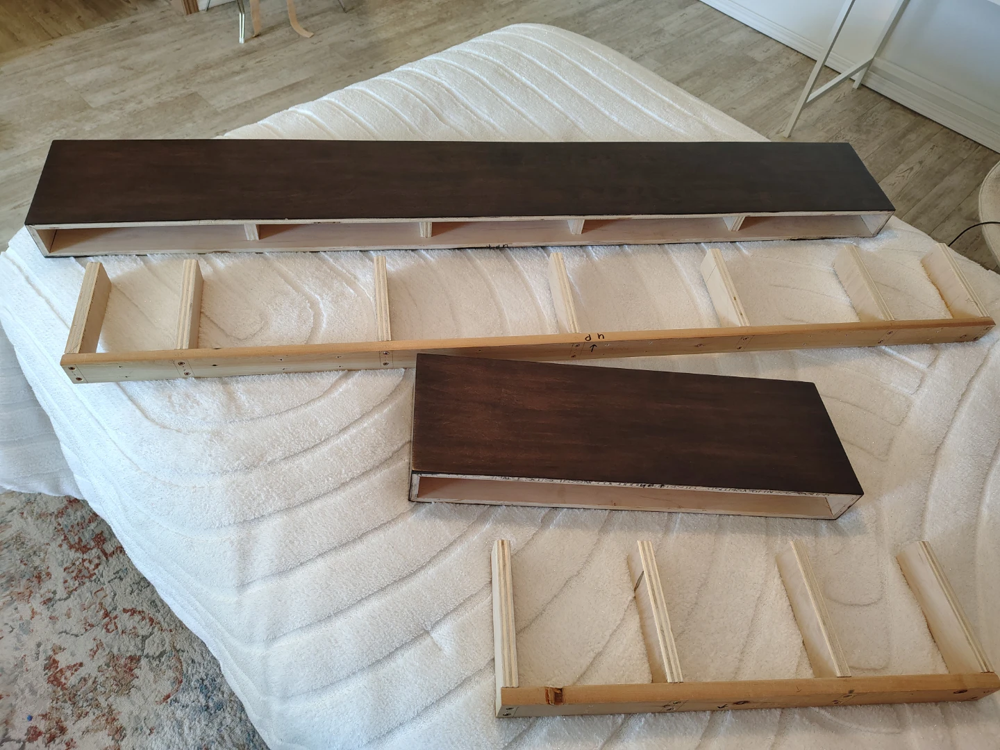 Two diy floating shelves - photo 4