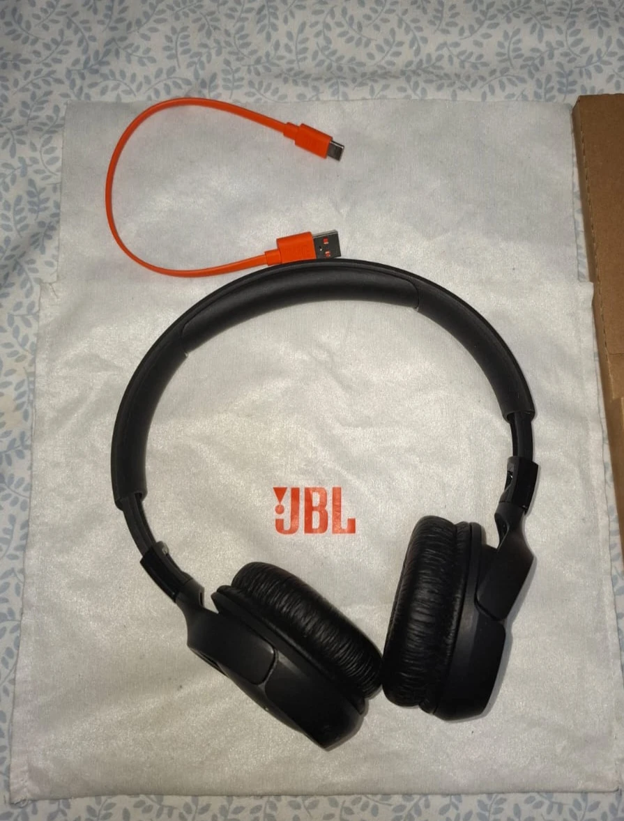 JBL Tune 520BT Wireless Headphones - photo 2