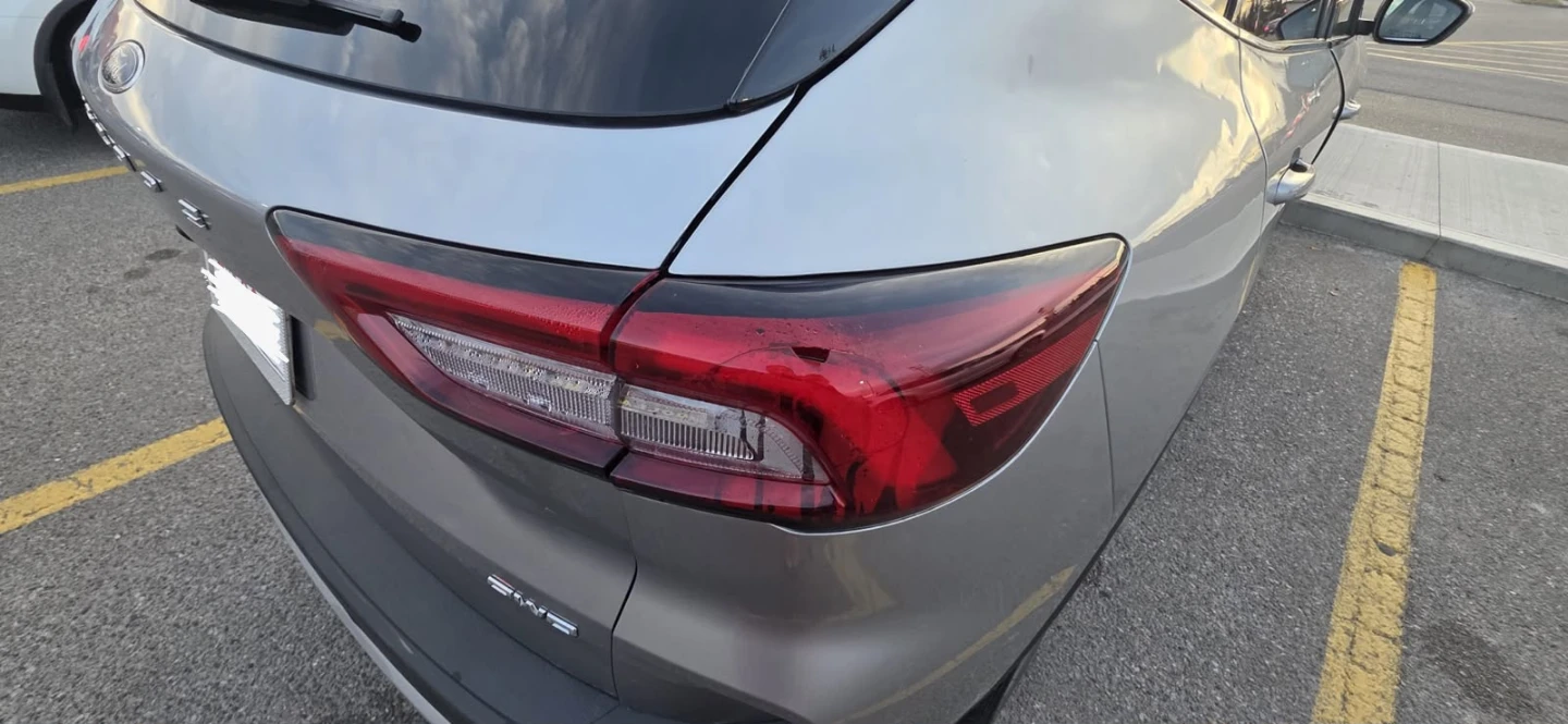 🚘🚘 2024 Ford Escape Platinum AWD
