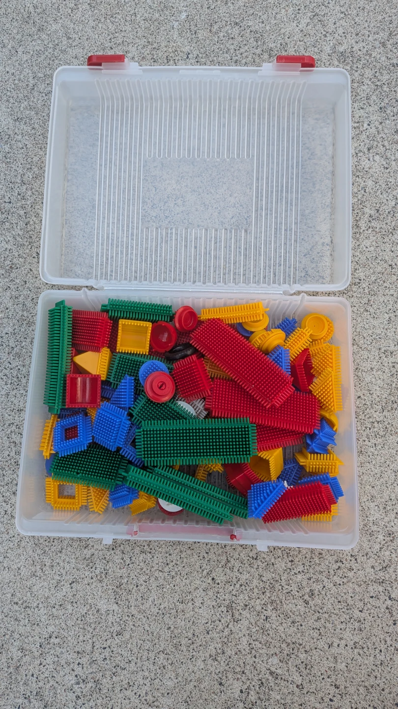 Bristle Block Building Set with Storage Case - photo 5