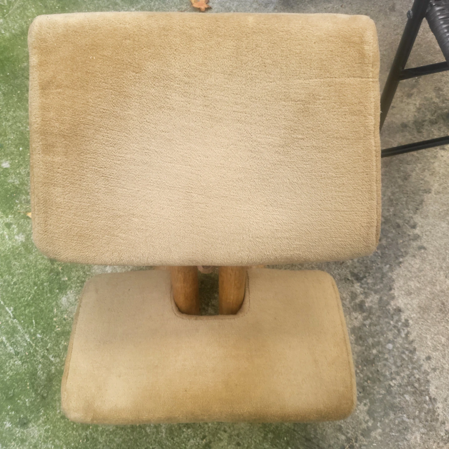 Adjustable Ergonomic Kneeling Chair - photo 3