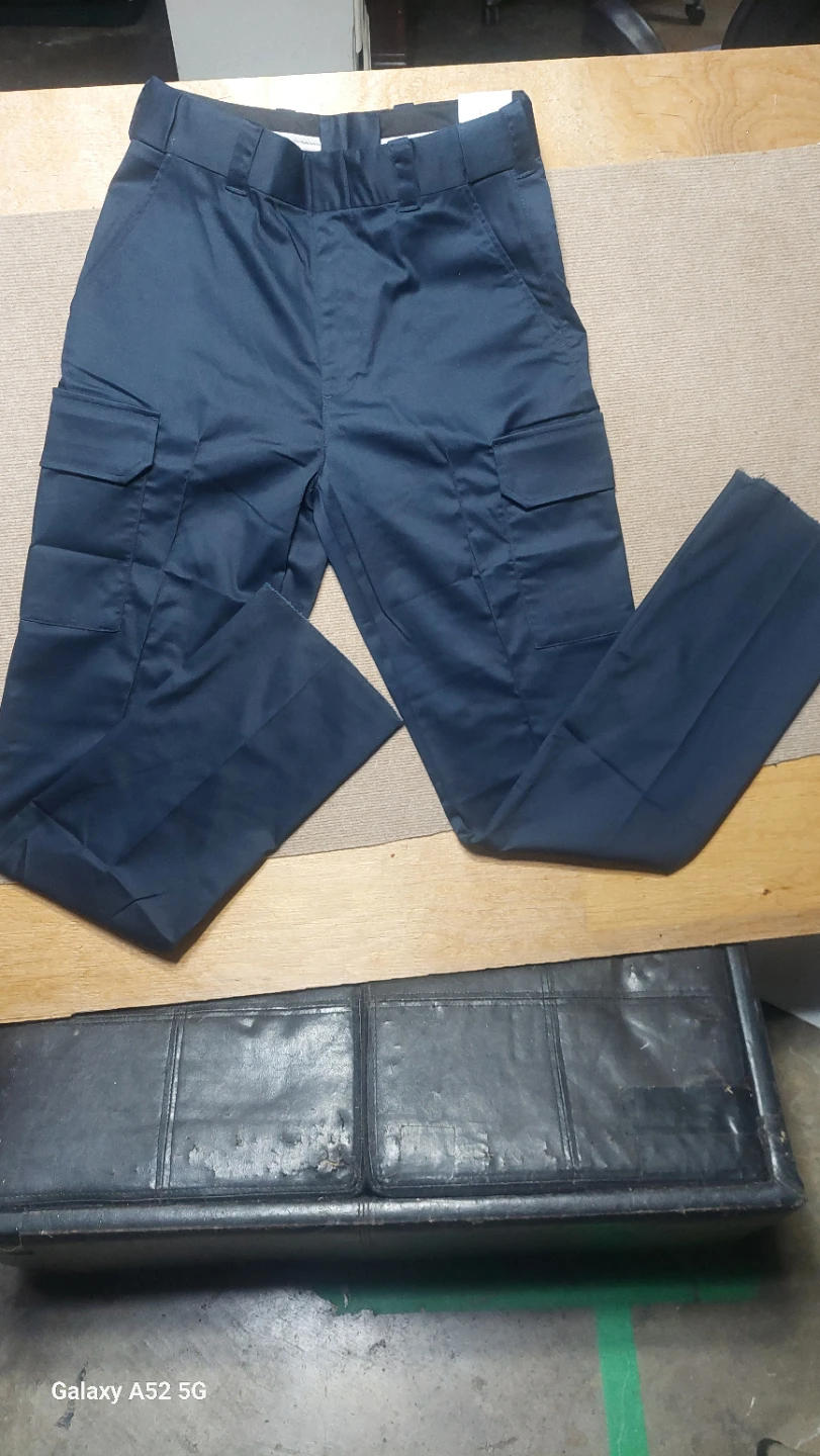 New men's navy blue tactical cargo pants unhemmed