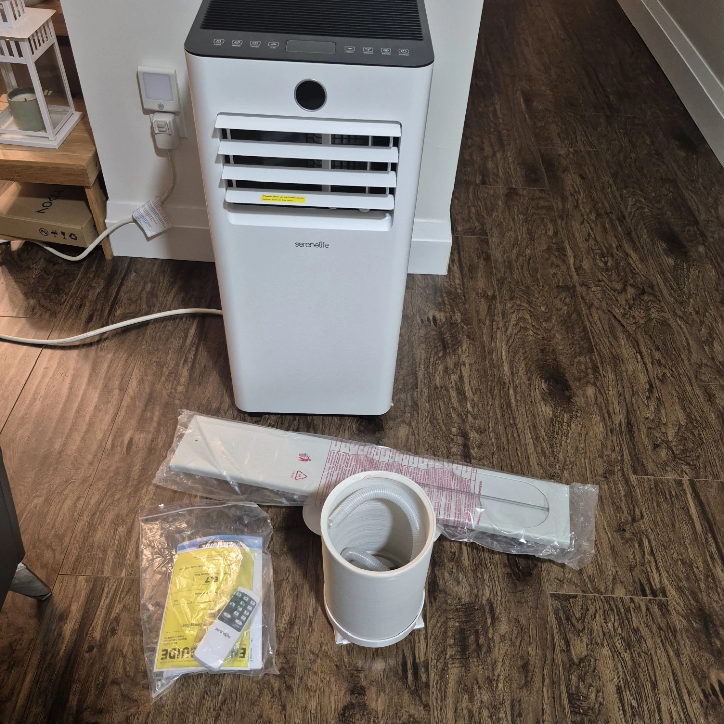 Serenelife 4 in 1. 10000 BTU, AC, Heater, Fan, Dehumidifer - photo 2