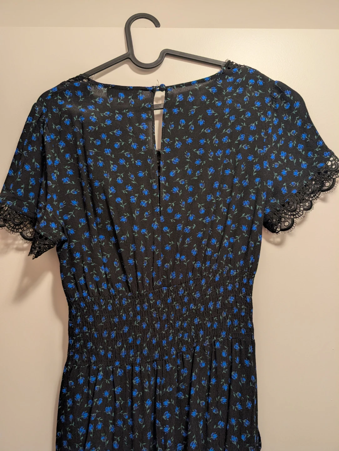 &et Black Floral Jumpsuit with Lace Detail - photo 5