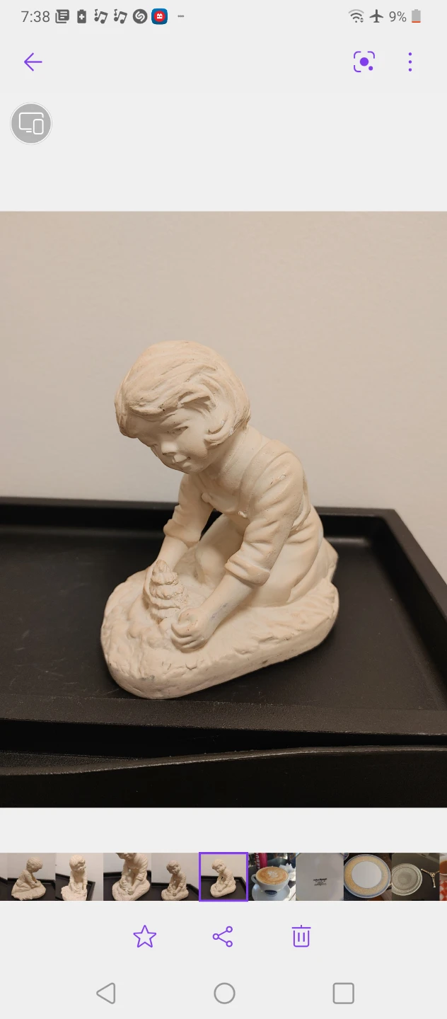 Ceramic child figurine statue - photo 3