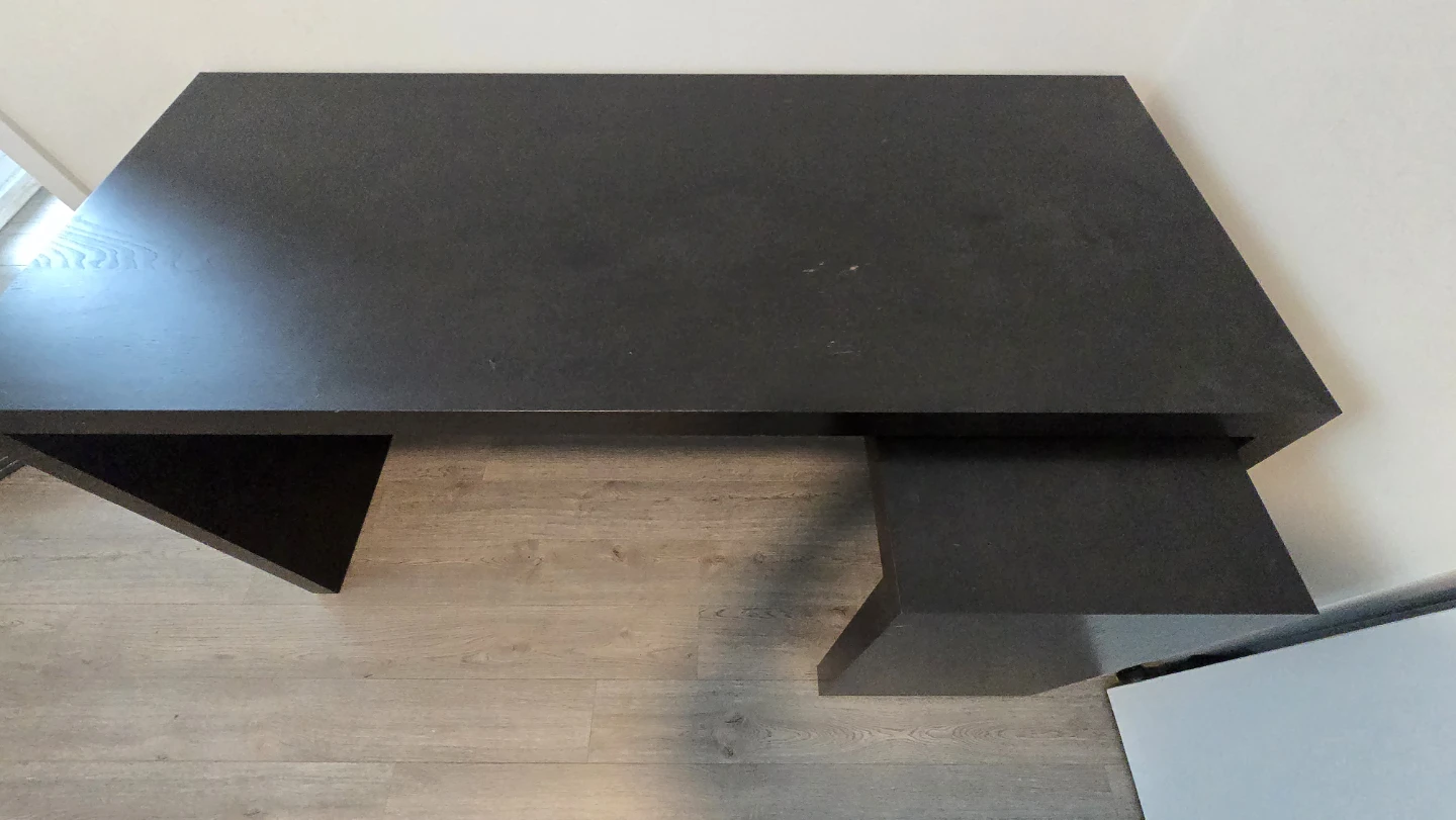 IKEA MALM Desk with Pull-Out Panel - photo 4
