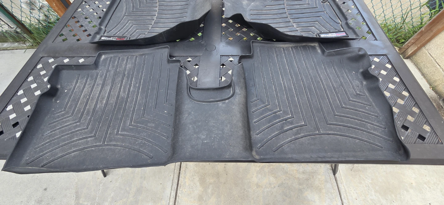 WeatherTech Floor Mats for Nissan Versa note  2017