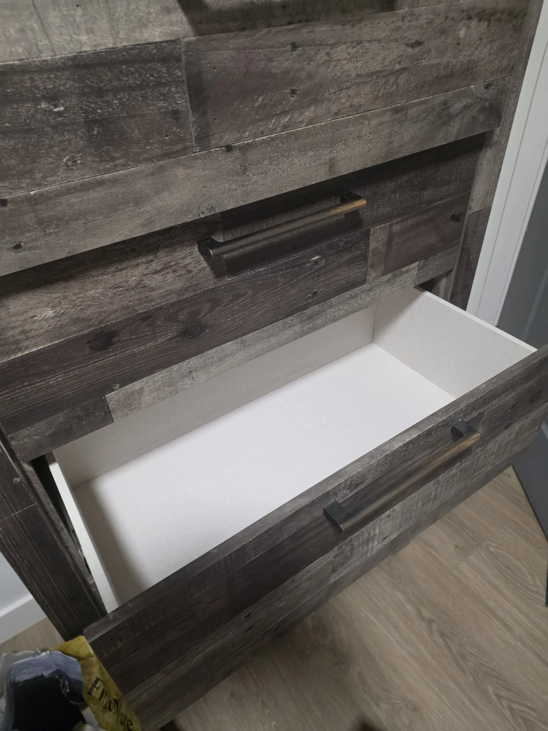 Wood Finish Drawers and double bed matress included - photo 2