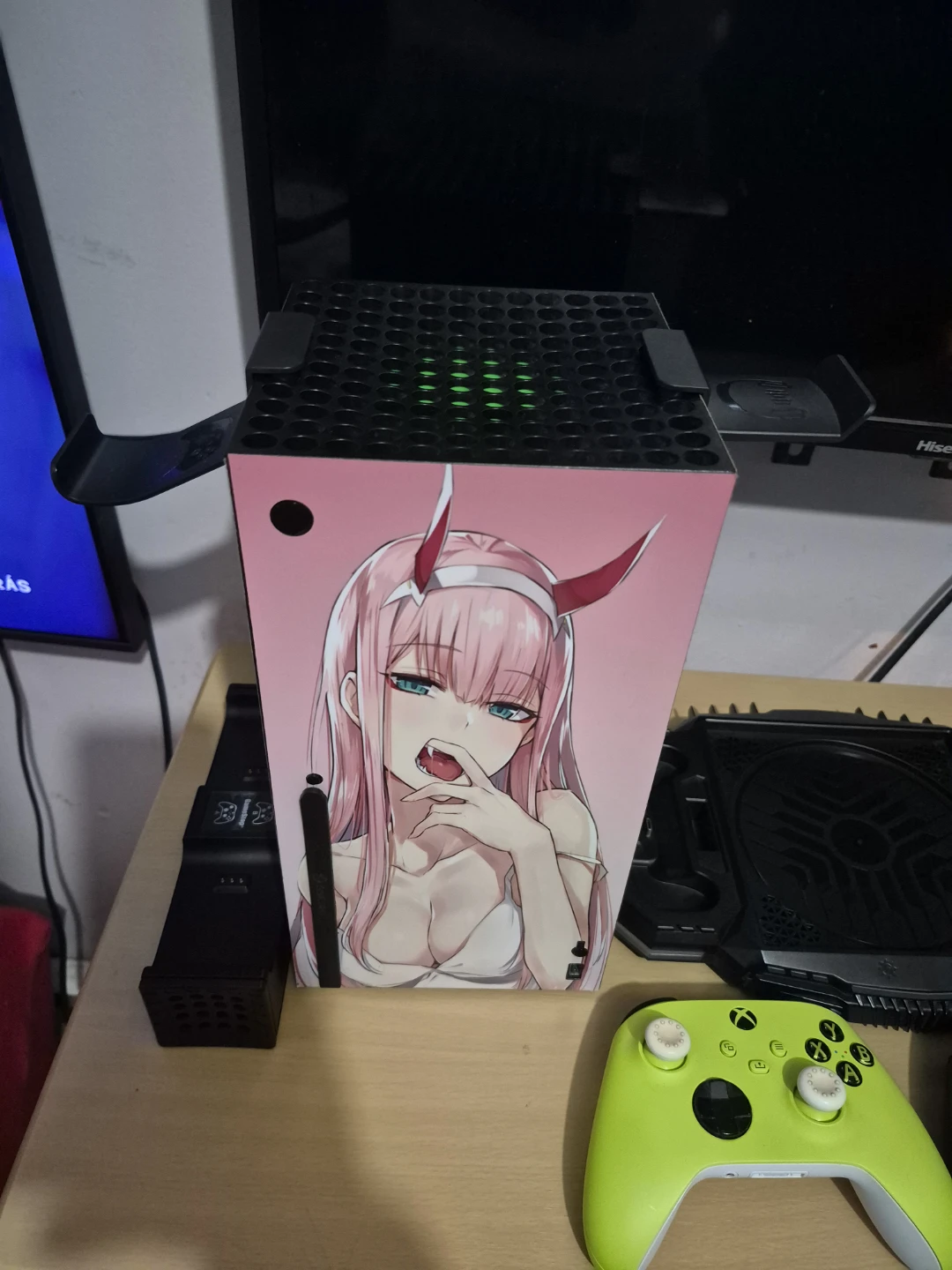 Xbox Series X - photo 2