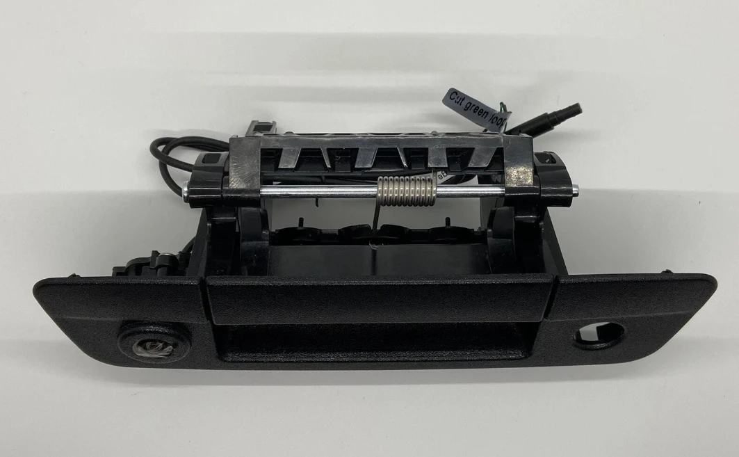 Tailgate Handle with Backup Camera - photo 4