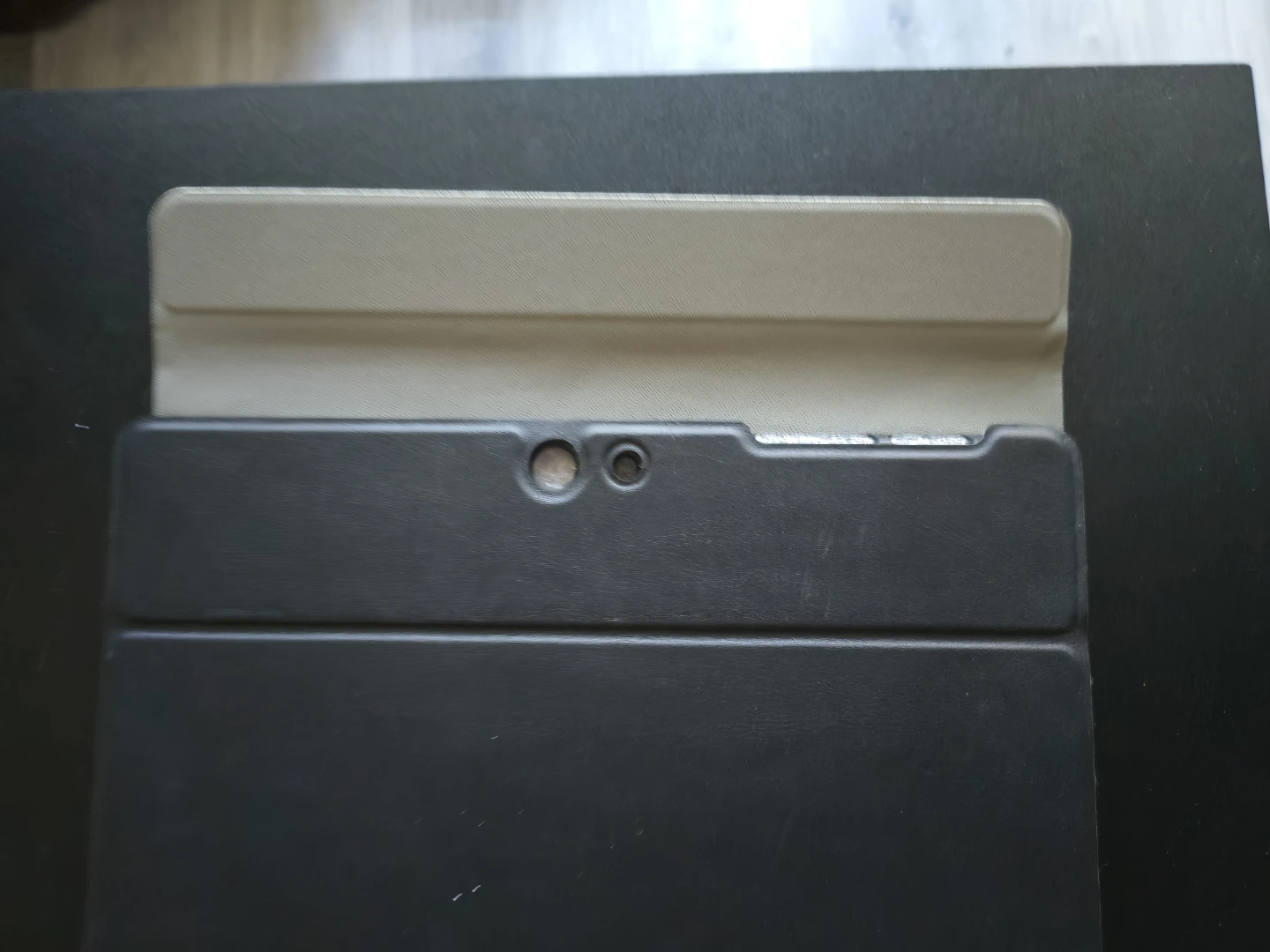 Black tablet cover - photo 2