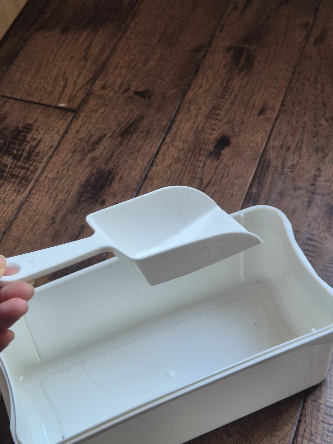Ice Cube Tray with Bin and Scoop - photo 4