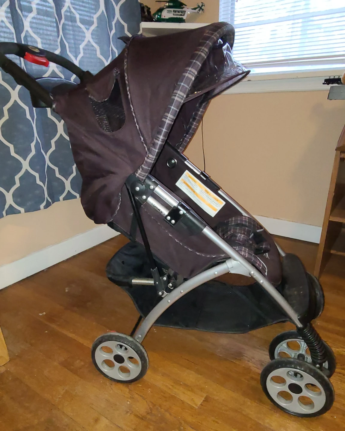 Safety 1st Brown Plaid Stroller - photo 3